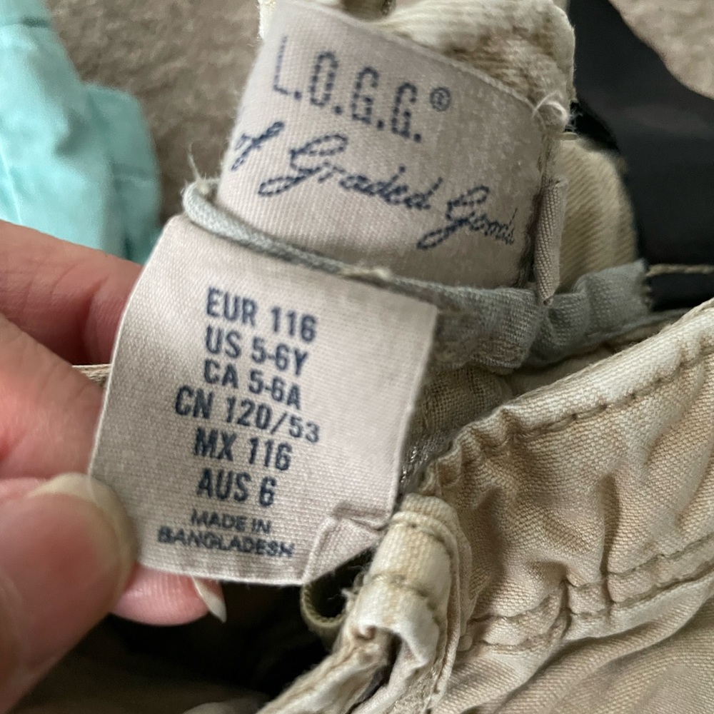 H&M Boys Shorts - Picture 2 of 5